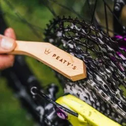 Peaty's Polkupyörän Harja Setti 21 Peaty's Polkupyörän Harja Setti -MAASTOPYÖRÄT myymälä 2021BrushProductImages 0018 LayerComp19 500x500 crop center 73aebff7 e715 44ba 9134 1b232c23e199