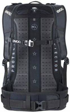 Evoc FR Enduro Blackline Pyöräilyreppu -MAASTOPYÖRÄT myymälä 2 353219 562x896 1