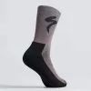 Specialized Primaloft® Lightweight Korkeat Logo Sukat -MAASTOPYÖRÄT myymälä 64722 341 APP PRIMALOFT LIGHTWEIGHT TALL LOGO SOCK GUN M HERO