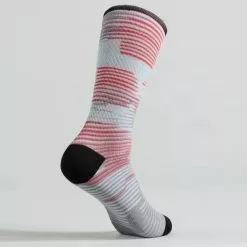 Specialized Soft Air Korkeavartiset Sukat -MAASTOPYÖRÄT myymälä 64722 396 APP SOFT AIR TALL SOCK SPR BLUR M HERO