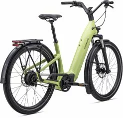 Specialized Turbo Como 4.0 IGH -MAASTOPYÖRÄT myymälä 90422 41 COMO 40 IGH LMSTN BLKREFL RDSQ