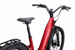 Specialized Turbo Como 4.0 IGH -MAASTOPYÖRÄT myymälä 90422 42 COMO 40 IGH REDTNT SILREFL D1 POV