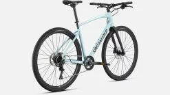 Specialized Sirrus X 2.0 18 Specialized Sirrus X 2.0 -MAASTOPYÖRÄT myymälä 92422 80 SIRRUS X 20 ARCTBLU BLK BLKREFL RDSQ