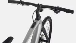 Specialized Turbo Vado SL 5.0 -MAASTOPYÖRÄT myymälä 93922 31 VADO SL 50 BRSH BLKREFL D2 BAR