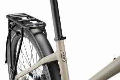 Specialized Turbo Vado 3.0 Step-Through 31 Specialized Turbo Vado 3.0 Step-Through -MAASTOPYÖRÄT myymälä 95022 75 VADO 30 ST WHTMTN BLKREFL D4 STTT