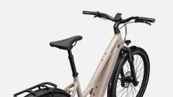 Specialized Turbo Vado 5.0 IGH Step-Through -MAASTOPYÖRÄT myymälä 95322 22 VADO 50 IGH ST WHTMTN BLKREFL D1 POV