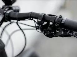 Trek Allant+ 8S (2023) -MAASTOPYÖRÄT myymälä AllantPlus8S 21 30255 B Alt9