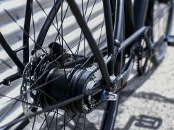 Trek District 3 Equipped (2023) -MAASTOPYÖRÄT myymälä District3Equipped 21 33495 A Alt3