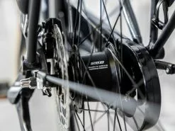 Trek District+ 2 (2023) -MAASTOPYÖRÄT myymälä DistrictPlus2 23 36559 A Alt6