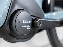 Trek District+ 3 Lowstep (2023) -MAASTOPYÖRÄT myymälä DistrictPlus3Lowstep500W 23 36797 B Alt1 1