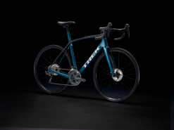 Trek Domane SL 6 Gen 3 (2023) -MAASTOPYÖRÄT myymälä DomaneSL6 22 35303 B Portrait 1
