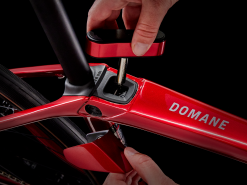 Trek Domane SL 6 Gen 4 AXS (2023) 31 Trek Domane SL 6 Gen 4 AXS (2023) -MAASTOPYÖRÄT myymälä DomaneSL6eTap 23 36152 A Alt7