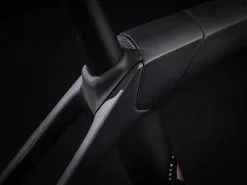 Trek Domane SLR 7 AXS Gen 4 (2023) -MAASTOPYÖRÄT myymälä DomaneSLR7eTap 23 37356 A Alt5