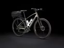 Trek Dual Sport 1 Gen 5 (2023) -MAASTOPYÖRÄT myymälä DualSport1 23 36824 A Accessory1