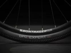 Trek Dual Sport 3 Gen 4 (2023) -MAASTOPYÖRÄT myymälä DualSport3 22 35104 A Alt6