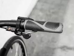 Trek FX 2 Disc Equipped Stagger (2023) -MAASTOPYÖRÄT myymälä FX2DiscEQStagger 22 35139 B Alt2