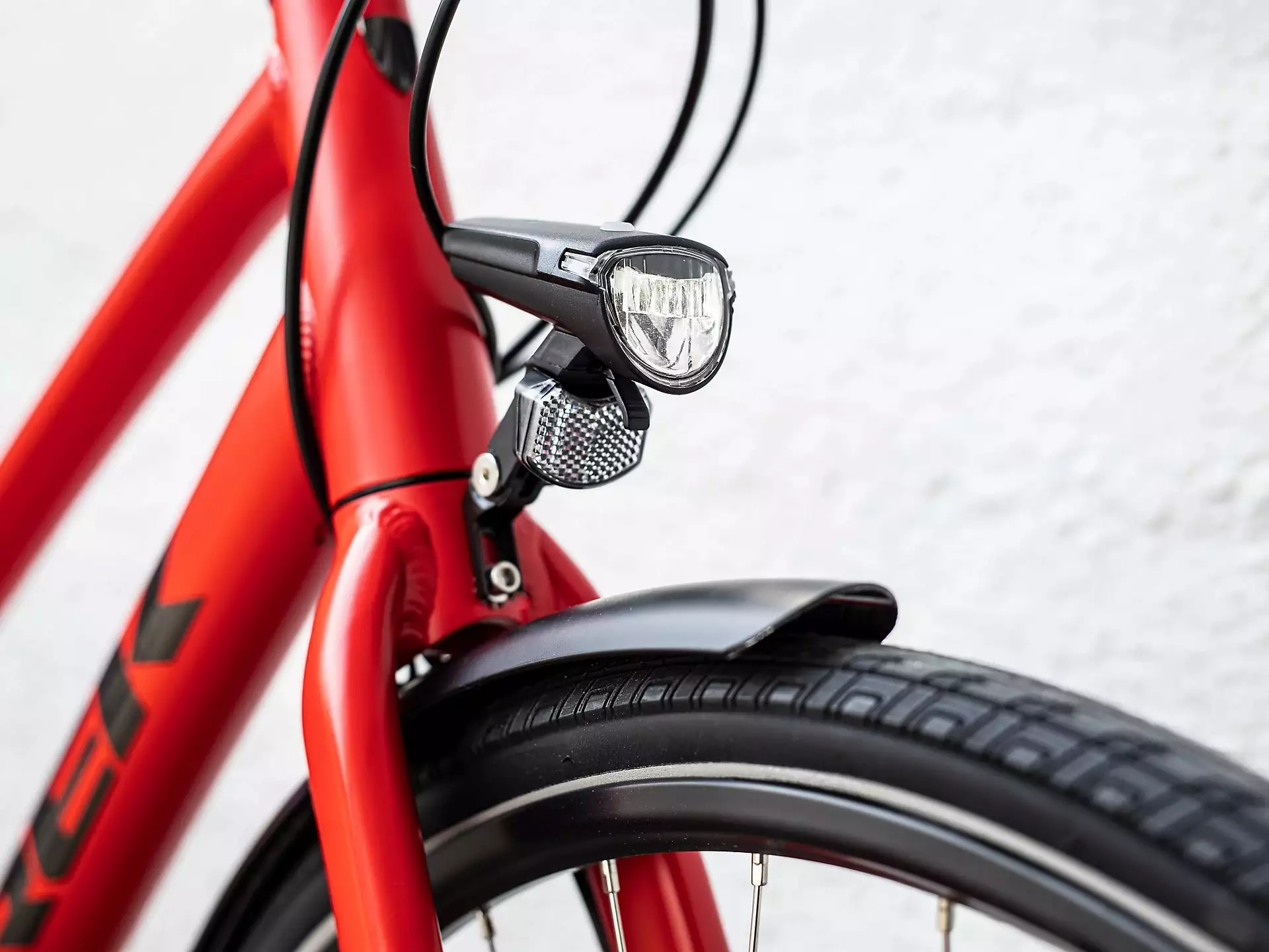 Trek FX 2 Disc Equipped Stagger (2023) - Image 7