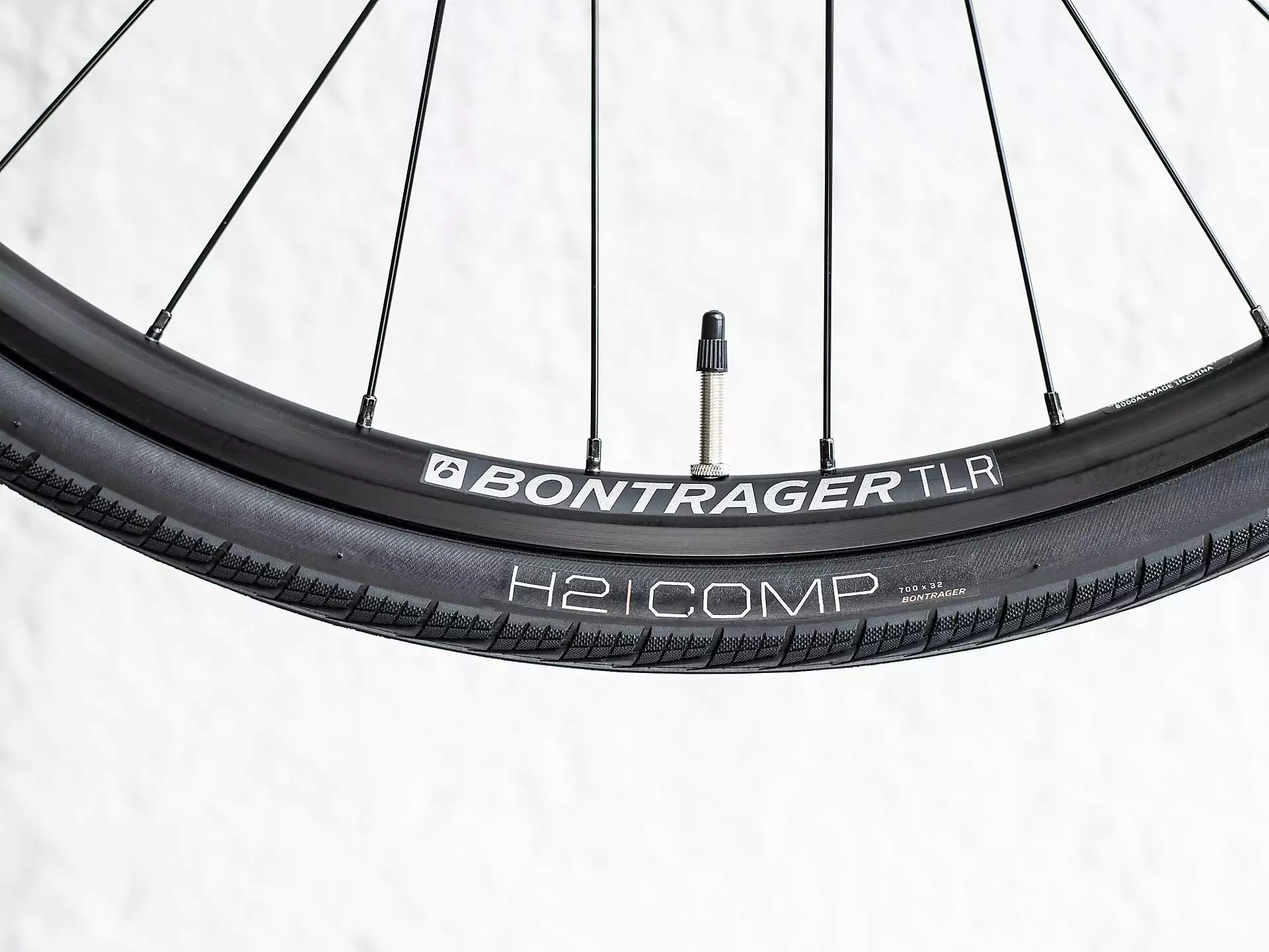 Trek FX 3 Disc Equipped (2023) 18 Trek FX 3 Disc Equipped (2023) - Image 16