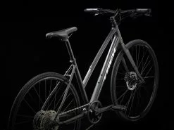 Trek FX 3 Disc Stagger (2023) -MAASTOPYÖRÄT myymälä FX3DiscStagger 22 35055 A Alt1
