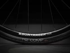 Trek FX 3 Disc Stagger (2023) -MAASTOPYÖRÄT myymälä FX3DiscStagger 22 35055 A Alt7