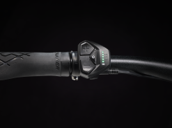 Trek FX+ 2 (2023) 43 Trek FX+ 2 (2023) -MAASTOPYÖRÄT myymälä FXPlus2 23 35842 A Alt4