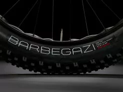 Trek Farley 9.6 (2022) 20 Trek Farley 9.6 (2022) -MAASTOPYÖRÄT myymälä Farley96 22 35185 A Alt3