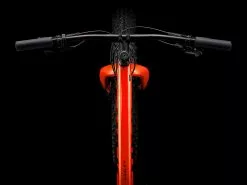 Trek Farley 9.6 (2023) 18 Trek Farley 9.6 (2023) -MAASTOPYÖRÄT myymälä Farley96 23 37020 A Alt8