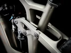 Trek Fuel EX 9.7 Gen 6 (2023) -MAASTOPYÖRÄT myymälä FuelEX97SLXXT 23 36355 A Alt2