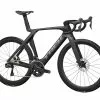 Trek Madone SLR 7 Gen 7 (2023) 1 Trek Madone SLR 7 Gen 7 (2023) -MAASTOPYÖRÄT myymälä MadoneSLR7 23 37025 A Primary