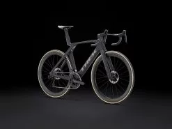 Trek Madone SLR 9 Gen 7 (2023) -MAASTOPYÖRÄT myymälä MadoneSLR9 23 37419 A Portrait