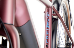 Kona Dew-E DL (2022) -MAASTOPYÖRÄT myymälä Nayttokuva2022 5 9kello19.27.36