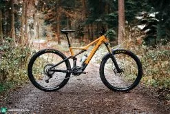 Orbea Rise H30 (2022) -MAASTOPYÖRÄT myymälä Orbea Rise H Aluminium E Mountainbik Test Review 002