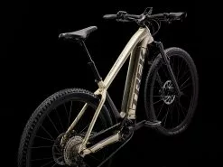 Trek Powerfly 7 Gen 4 (2023) -MAASTOPYÖRÄT myymälä Powerfly7 23 37045 C Alt1