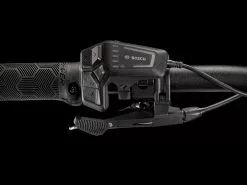 Trek Powerfly FS 7 Gen 3 (2023) 29 Trek Powerfly FS 7 Gen 3 (2023) -MAASTOPYÖRÄT myymälä PowerflyFS7 23 37006 A Alt4