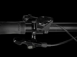 Trek Powerfly 7 Equipped (2022) -MAASTOPYÖRÄT myymälä PowerflySport7EQ 22 35445 A Alt4