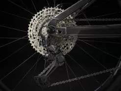 Trek Rail 7 Gen 2 (2023) 27 Trek Rail 7 Gen 2 (2023) -MAASTOPYÖRÄT myymälä Rail7DeoreXT 22 35036 A Alt8