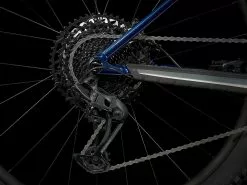 Trek Roscoe 8 (2023) -MAASTOPYÖRÄT myymälä Roscoe8 22 35117 B Alt1