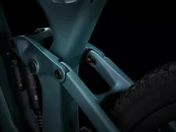 Trek Slash 9.8 (2023) 24 Trek Slash 9.8 (2023) -MAASTOPYÖRÄT myymälä Slash98GXAXS 23 37058 B Alt7