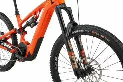 Whyte E-160 RSX V1 -MAASTOPYÖRÄT myymälä e 160RSX29OrangeFrontDetail jpg