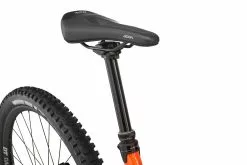 Whyte E-160 RSX V1 -MAASTOPYÖRÄT myymälä e 160RSX29OrangeSeatDetail jpg