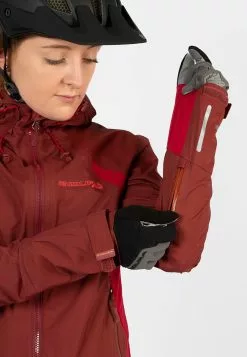 Endura Naisten MT500 II Vedenpitävä Ajotakki 19 Endura Naisten MT500 II Vedenpitävä Ajotakki -MAASTOPYÖRÄT myymälä e9099co lg endura mt500 womens wp jacket add 4