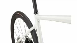 Specialized Creo SL Expert (2022) 9 Specialized Creo SL Expert (2022) -MAASTOPYÖRÄT myymälä 2022 Specialized Turbo Creo SL Expert Blue Pearl Over White Rear Close Up scaled 1