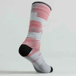 Specialized Soft Air Korkeavartiset Sukat -MAASTOPYÖRÄT myymälä 64722 396 APP SOFT AIR TALL SOCK SPR BLUR M HERO