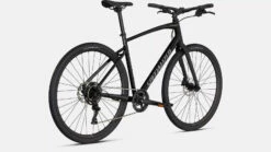 Specialized Sirrus X 2.0 -MAASTOPYÖRÄT myymälä 92420 80 SIRRUS X 20 BLK CHAR RDSQ