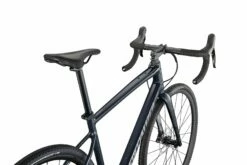 Specialized Diverge Elite E5 (2022) 20 Specialized Diverge Elite E5 (2022) -MAASTOPYÖRÄT myymälä 95422 41 DIVERGE E5 ELITE SLT CLGRY CHRM D1 POV