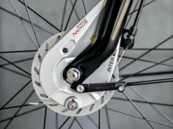 Trek District 2 Equipped Lowstep (2022-2023) 32 Trek District 2 Equipped Lowstep (2022-2023) -MAASTOPYÖRÄT myymälä District2EquippedLowstep 21 33494 A Alt7