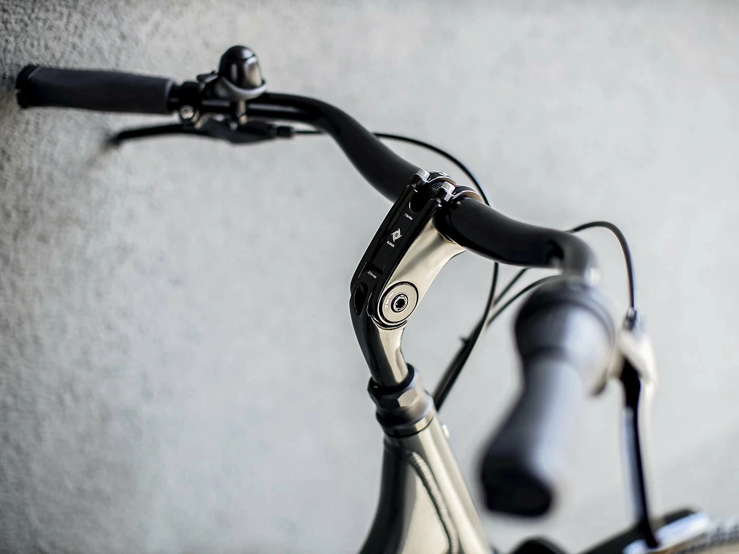 Trek District 2 Equipped Lowstep (2022-2023) 16 Trek District 2 Equipped Lowstep (2022-2023) - Image 14