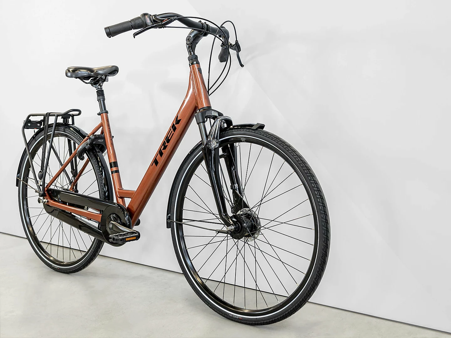 Trek District 2 Equipped Lowstep (2022-2023) 7 Trek District 2 Equipped Lowstep (2022-2023) - Image 5