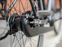 Trek District 2 Equipped (2023) 15 Trek District 2 Equipped (2023) -MAASTOPYÖRÄT myymälä District2Equipped 21 33493 A Alt2