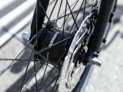 Trek District 3 Equipped (2023) -MAASTOPYÖRÄT myymälä District3Equipped 21 33495 A Alt5